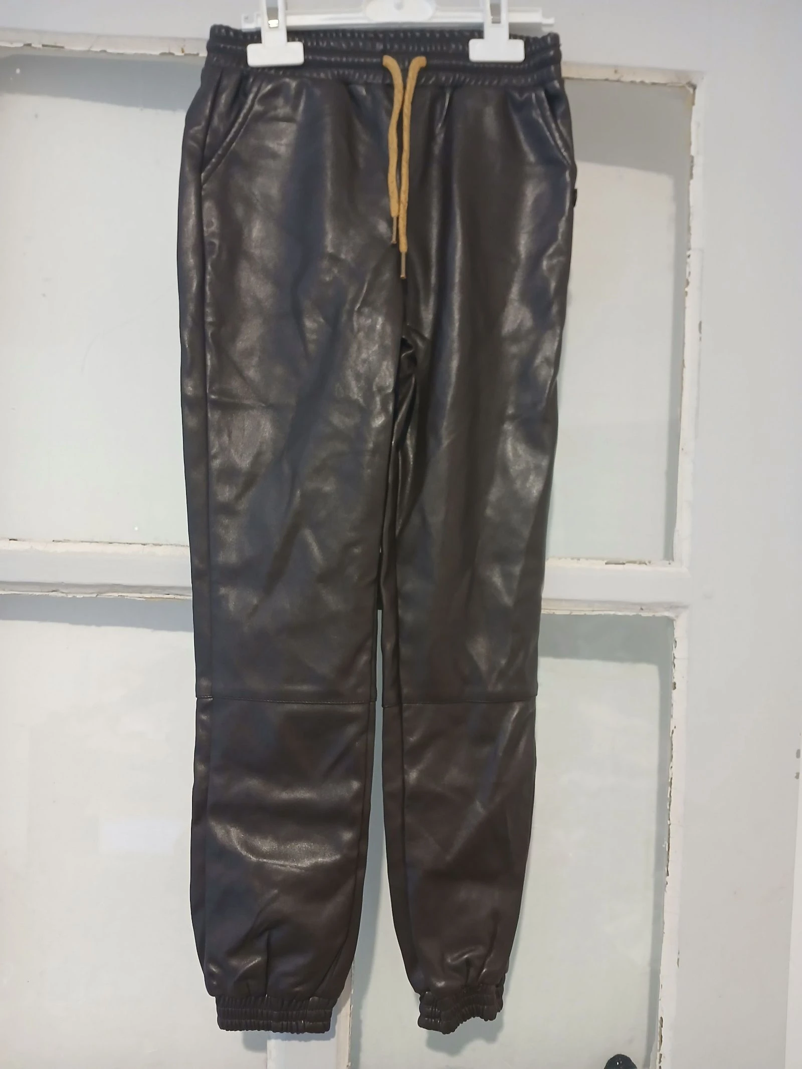Pantalon simili cuir